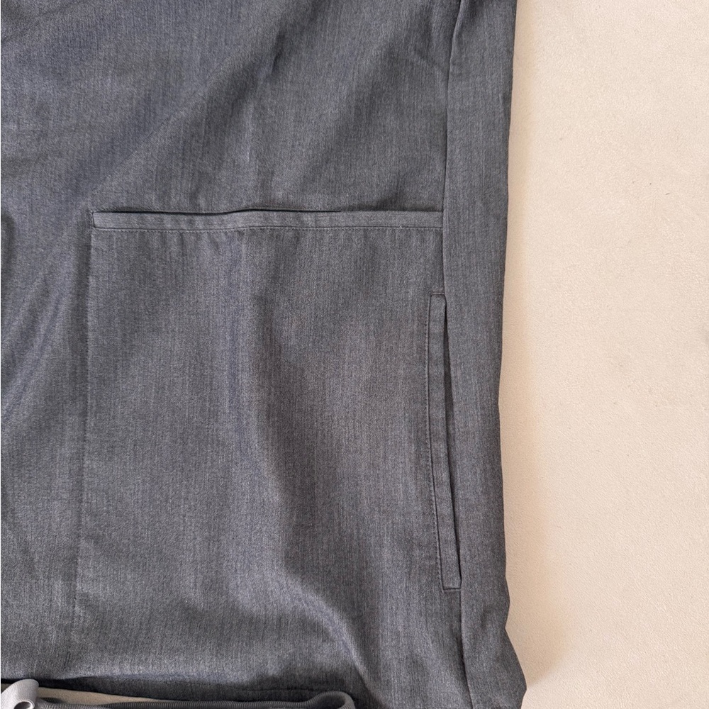 Figs Technical Collection Gray Top - Picture 8 of 10